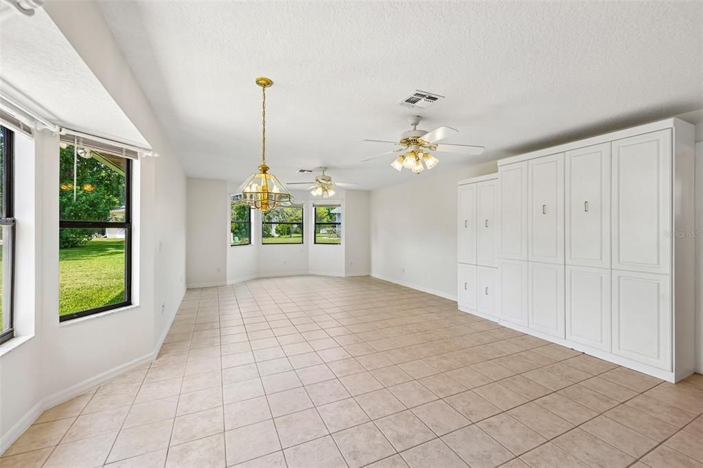 For Sale: $269,000 (2 beds, 3 baths, 2146 Square Feet)