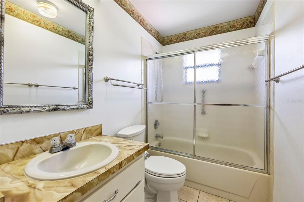 For Sale: $269,000 (2 beds, 3 baths, 2146 Square Feet)