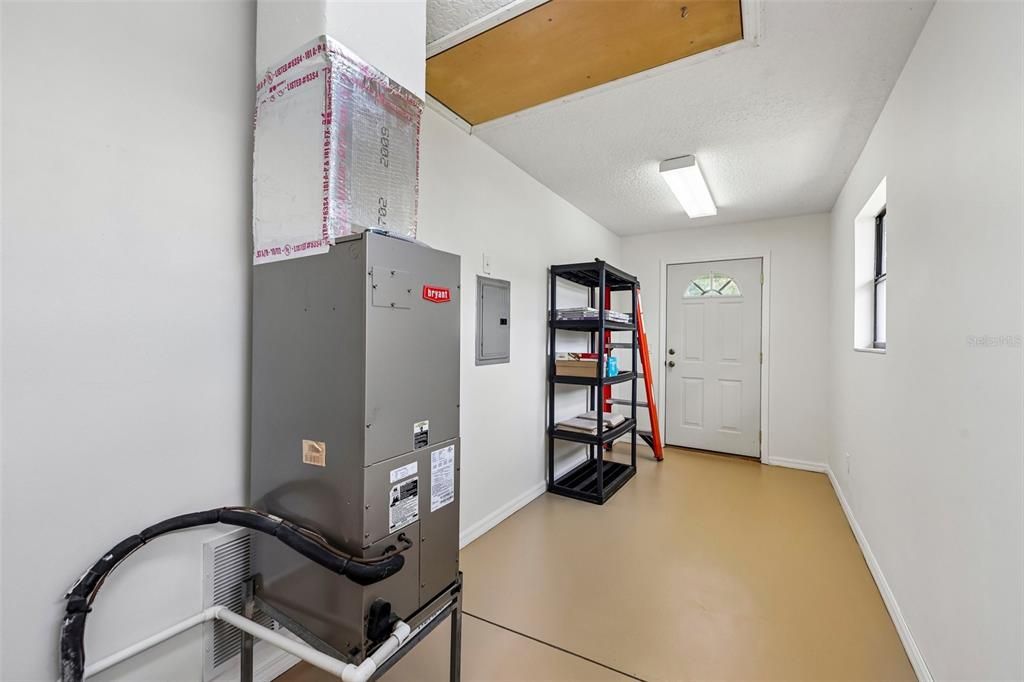 For Sale: $269,000 (2 beds, 3 baths, 2146 Square Feet)