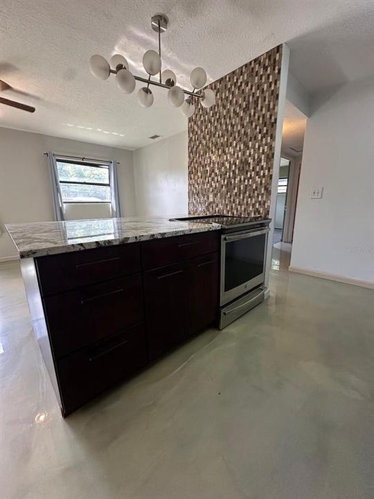 В аренду: $1,850 (3 спален, 2 ванн, 1619 Квадратных фут)