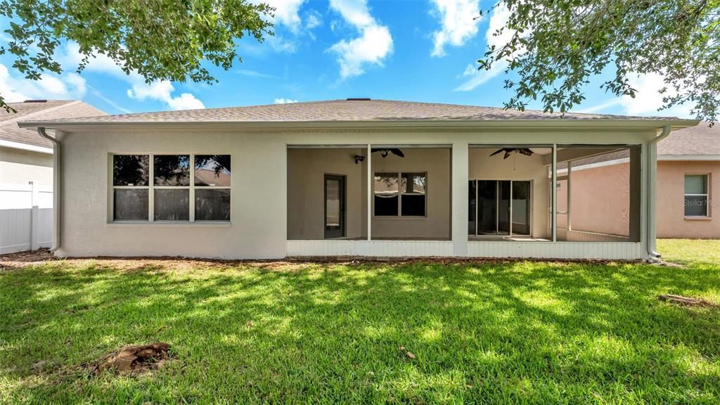 En Venta: $339,900 (4 camas, 2 baños, 2093 Pies cuadrados)