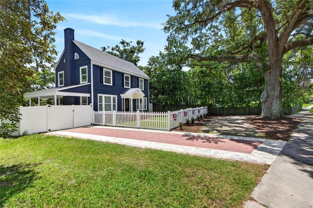 На продажу: $439,900 (3 спален, 2 ванн, 1520 Квадратных фут)