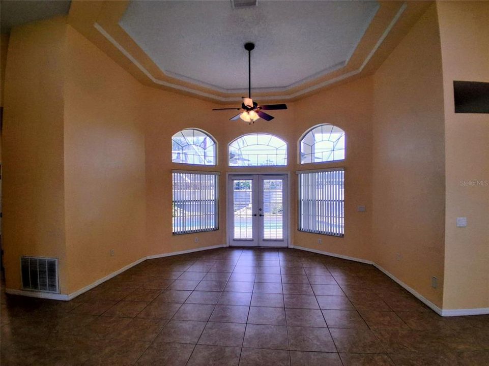 Active With Contract: $2,650 (3 beds, 2 baths, 2642 Square Feet)