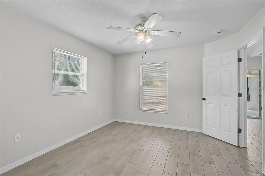 Activo con contrato: $259,900 (2 camas, 2 baños, 995 Pies cuadrados)