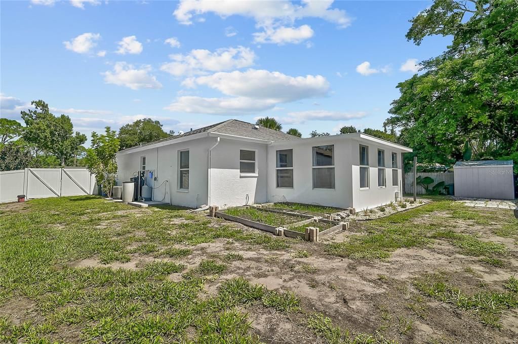 Activo con contrato: $259,900 (2 camas, 2 baños, 995 Pies cuadrados)