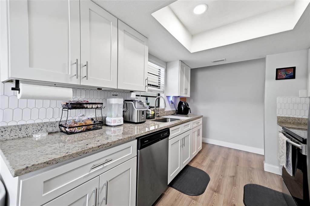 En Venta: $334,900 (3 camas, 2 baños, 1284 Pies cuadrados)