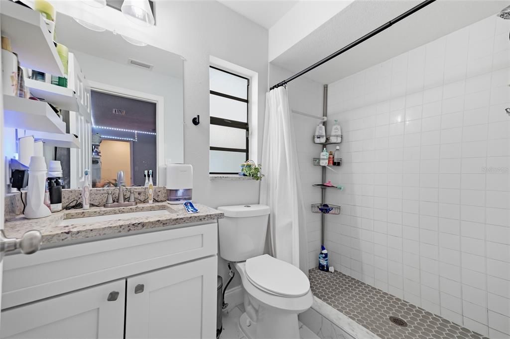 En Venta: $334,900 (3 camas, 2 baños, 1284 Pies cuadrados)