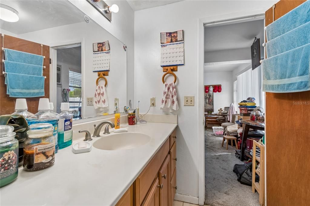 En Venta: $430,000 (3 camas, 2 baños, 1405 Pies cuadrados)