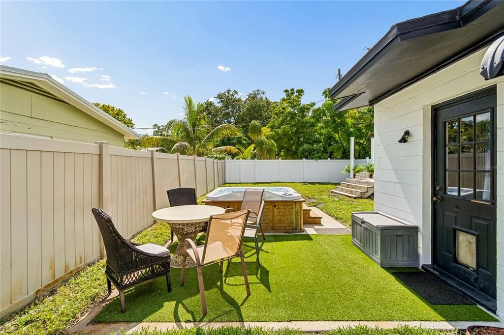 En Venta: $430,000 (3 camas, 2 baños, 1405 Pies cuadrados)