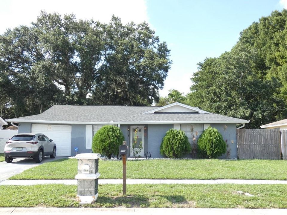 Active With Contract: $180,000 (3 beds, 2 baths, 1236 Square Feet)