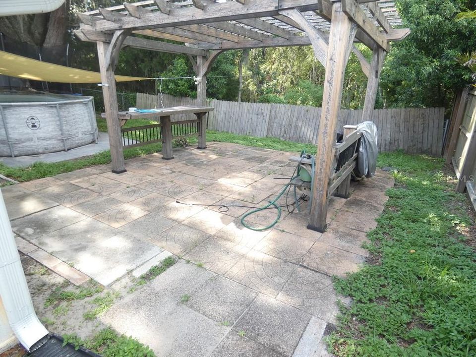 Active With Contract: $180,000 (3 beds, 2 baths, 1236 Square Feet)