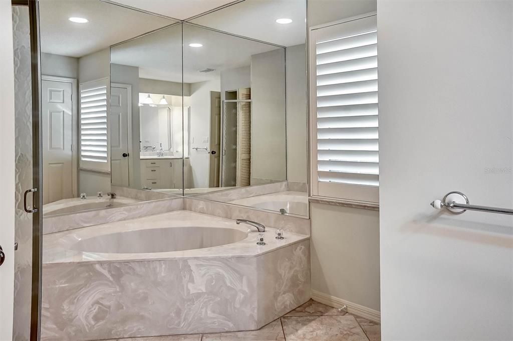 For Sale: $619,000 (3 beds, 2 baths, 2319 Square Feet)