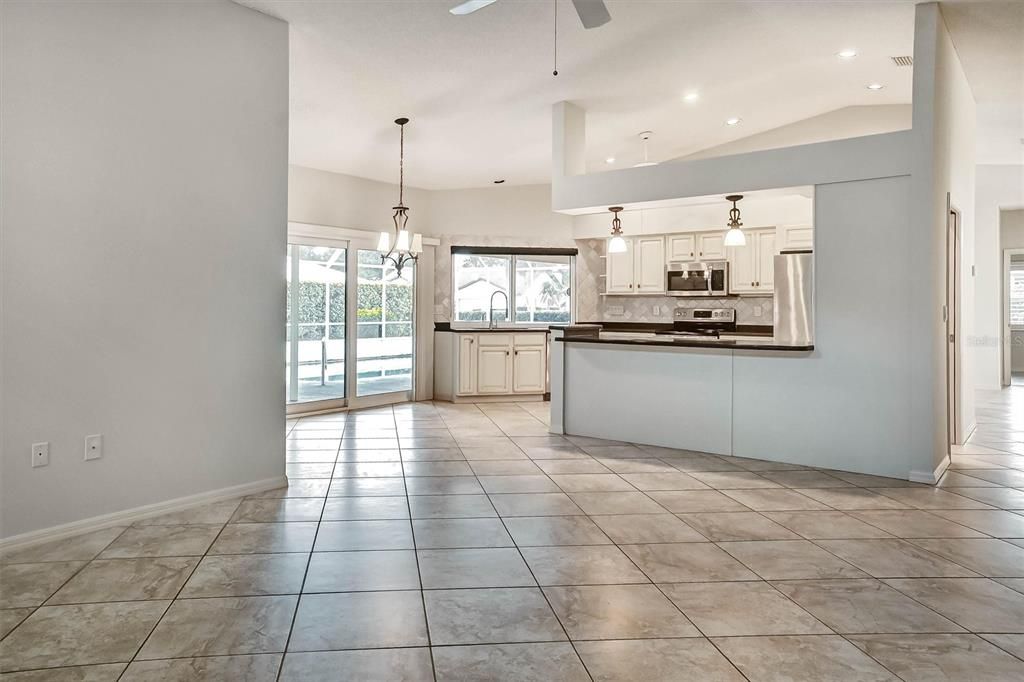 For Sale: $619,000 (3 beds, 2 baths, 2319 Square Feet)