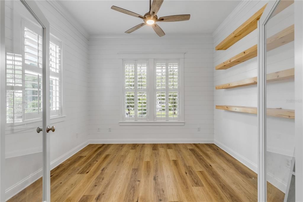 For Sale: $699,000 (3 beds, 2 baths, 1908 Square Feet)