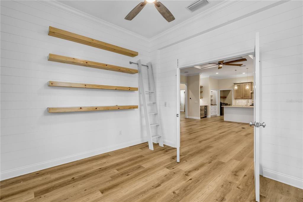 For Sale: $699,000 (3 beds, 2 baths, 1908 Square Feet)