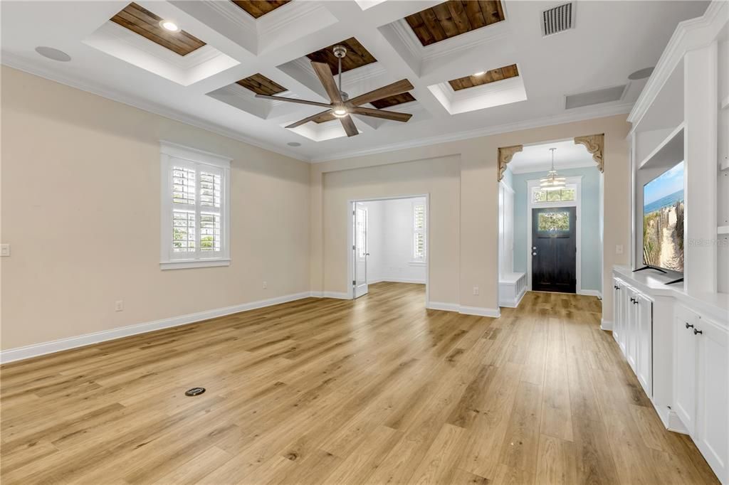 For Sale: $699,000 (3 beds, 2 baths, 1908 Square Feet)