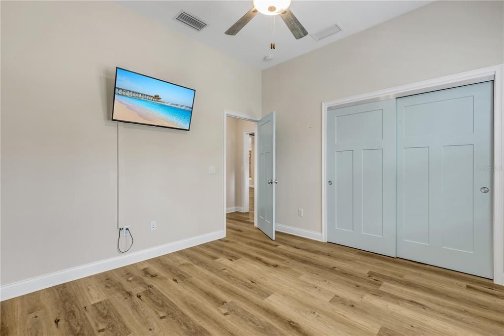 For Sale: $699,000 (3 beds, 2 baths, 1908 Square Feet)