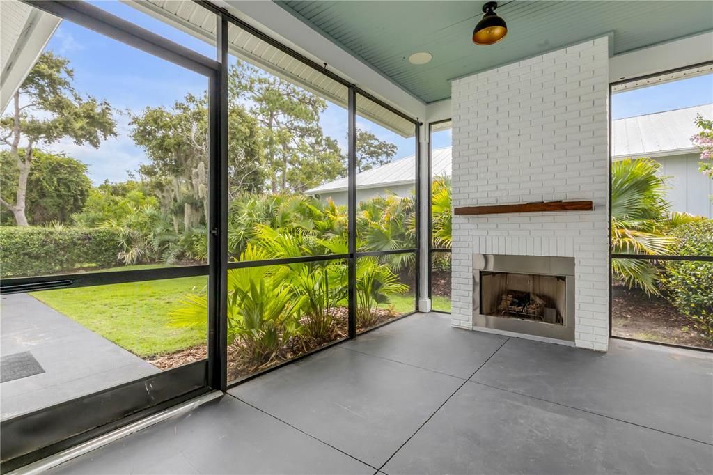 For Sale: $699,000 (3 beds, 2 baths, 1908 Square Feet)