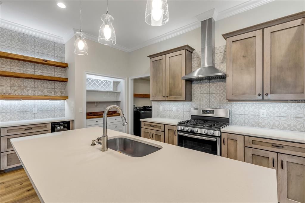 For Sale: $699,000 (3 beds, 2 baths, 1908 Square Feet)