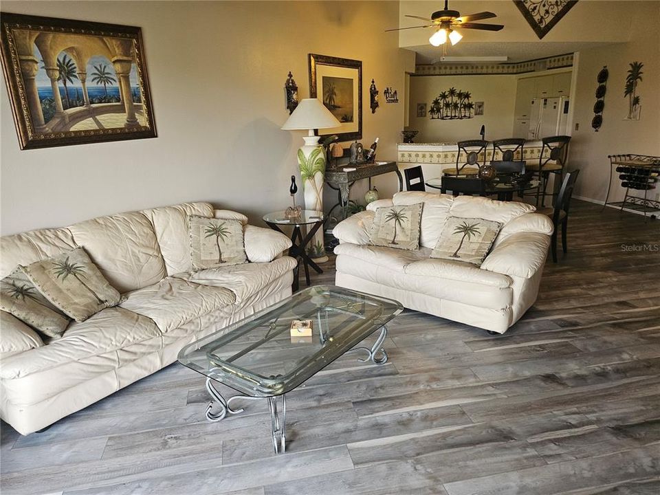 For Rent: $2,500 (2 beds, 2 baths, 1140 Square Feet)