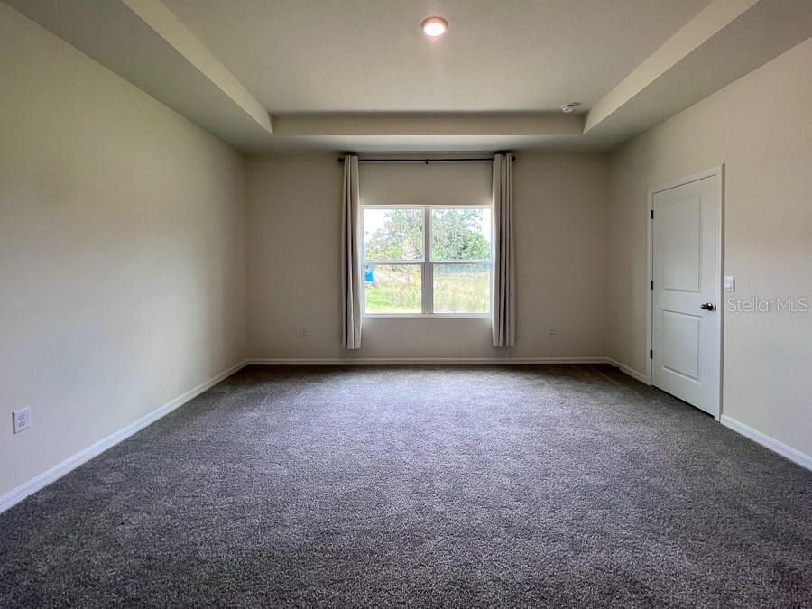 For Rent: $3,000 (3 beds, 2 baths, 1787 Square Feet)