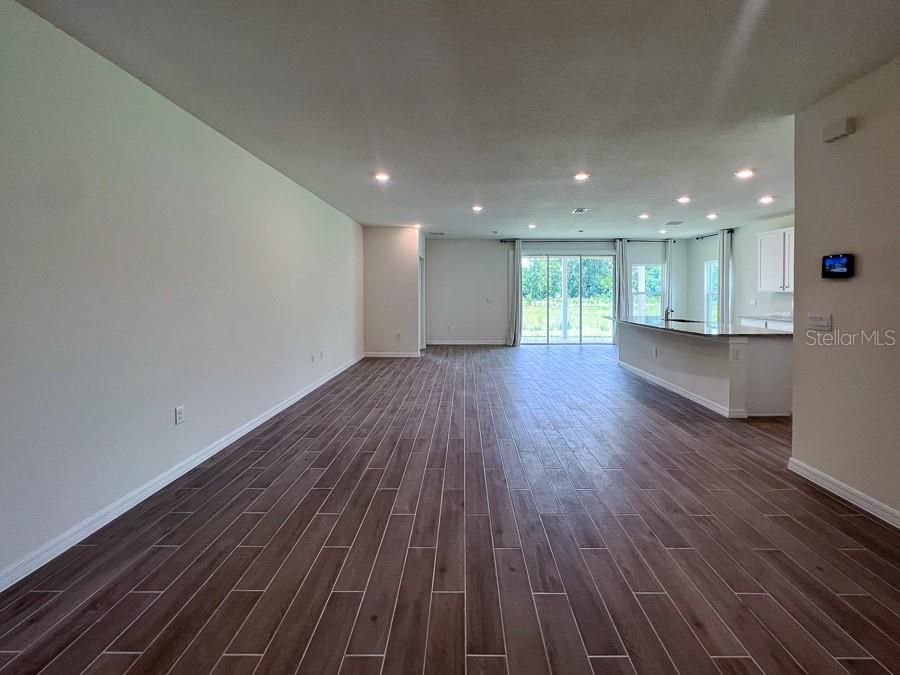For Rent: $3,000 (3 beds, 2 baths, 1787 Square Feet)