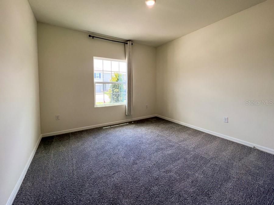 For Rent: $3,000 (3 beds, 2 baths, 1787 Square Feet)