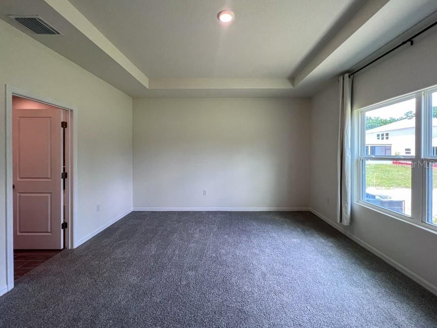 For Rent: $3,000 (3 beds, 2 baths, 1787 Square Feet)