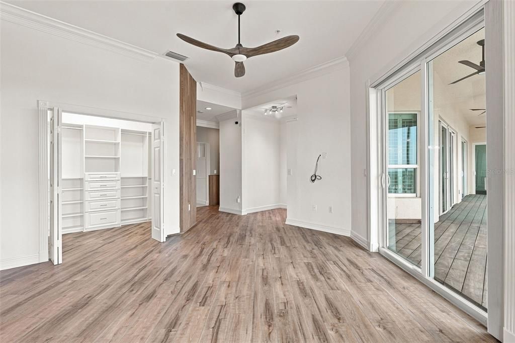 For Sale: $675,000 (3 beds, 2 baths, 1916 Square Feet)