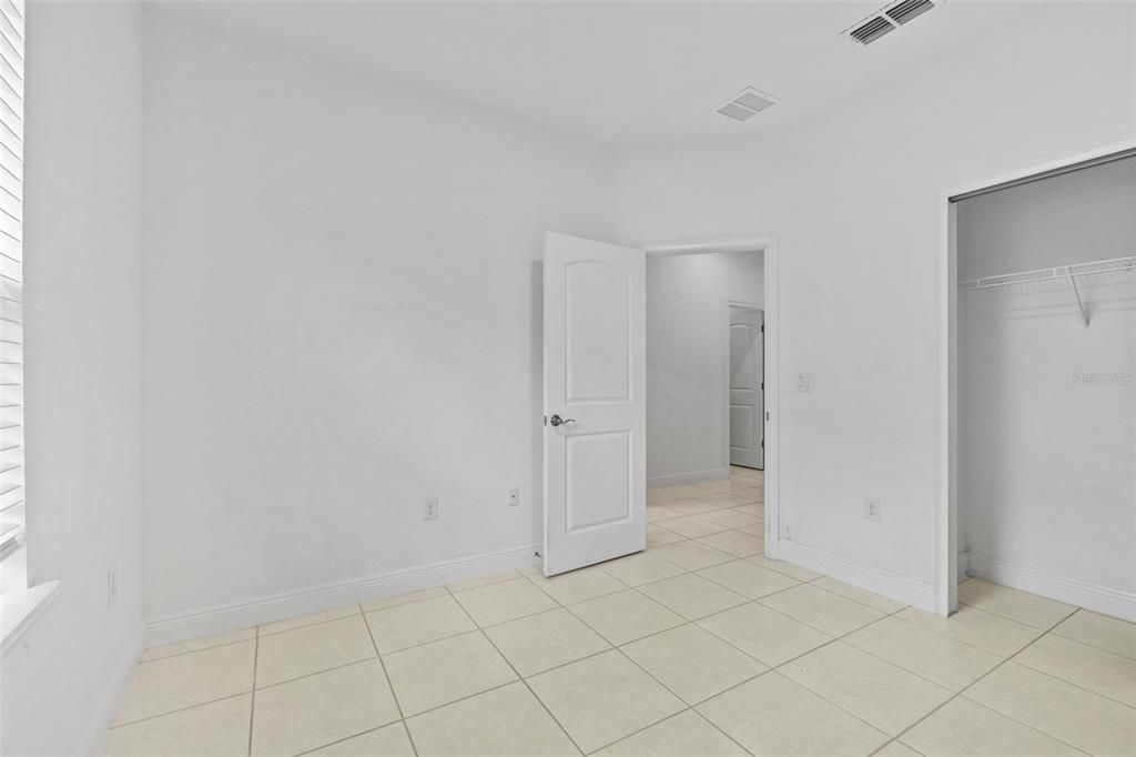 For Sale: $399,900 (4 beds, 2 baths, 1896 Square Feet)