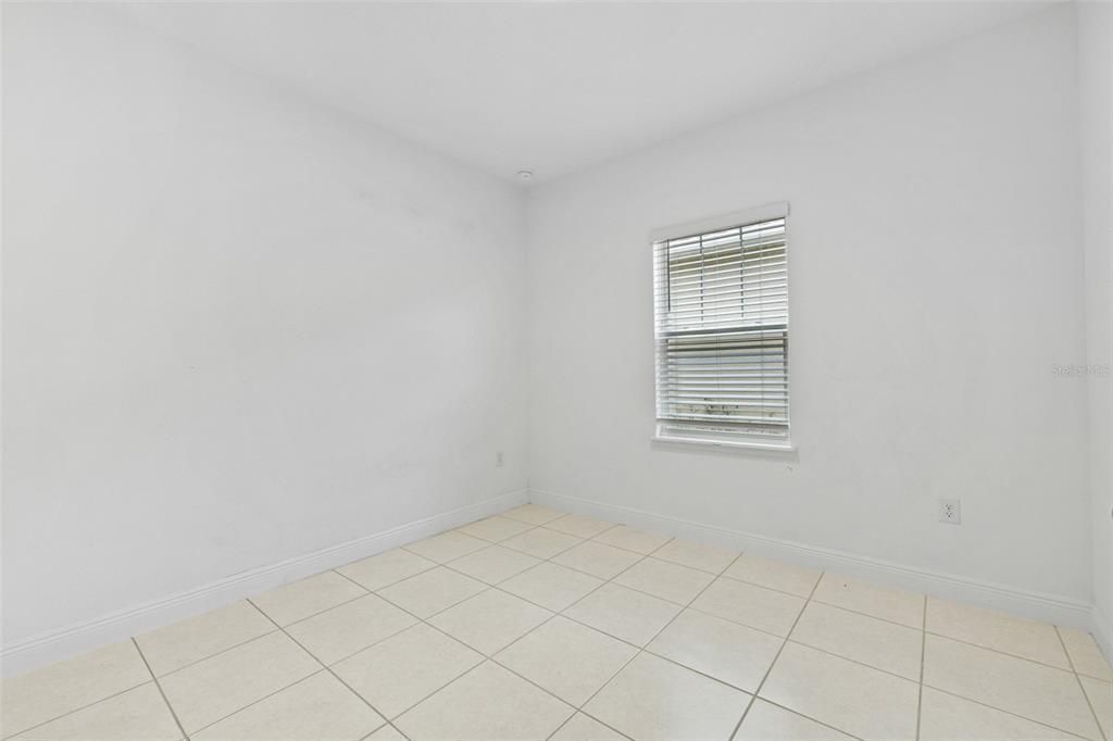 For Sale: $399,900 (4 beds, 2 baths, 1896 Square Feet)