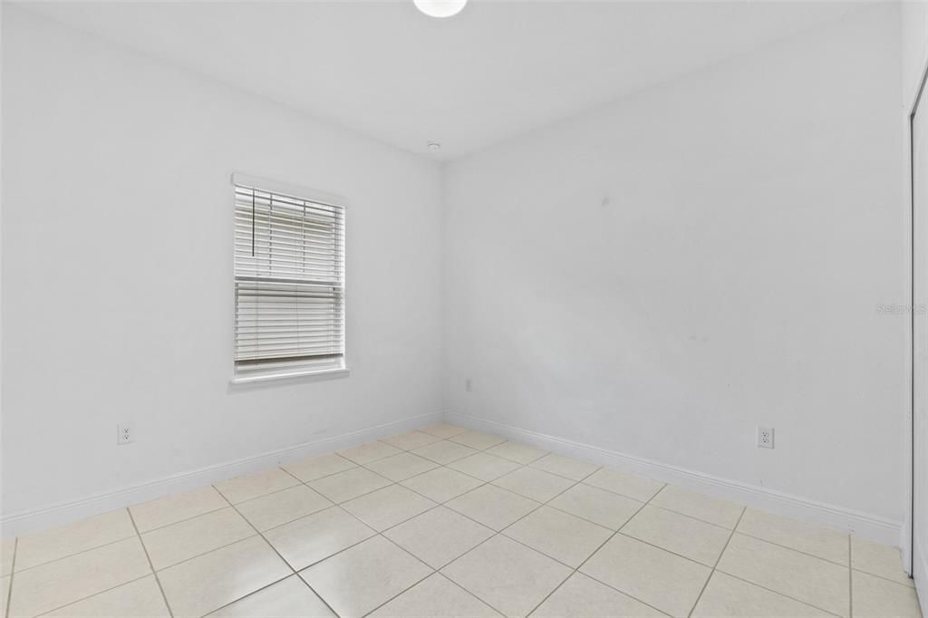 For Sale: $399,900 (4 beds, 2 baths, 1896 Square Feet)