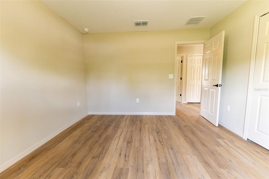 En Venta: $239,900 (3 camas, 2 baños, 1331 Pies cuadrados)