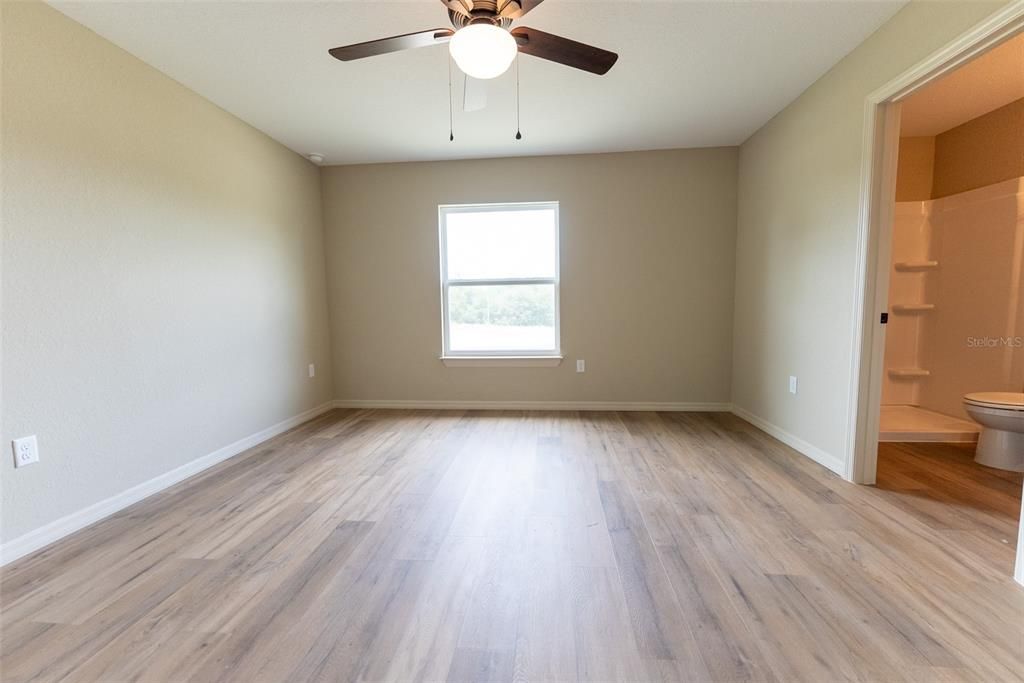 En Venta: $239,900 (3 camas, 2 baños, 1331 Pies cuadrados)