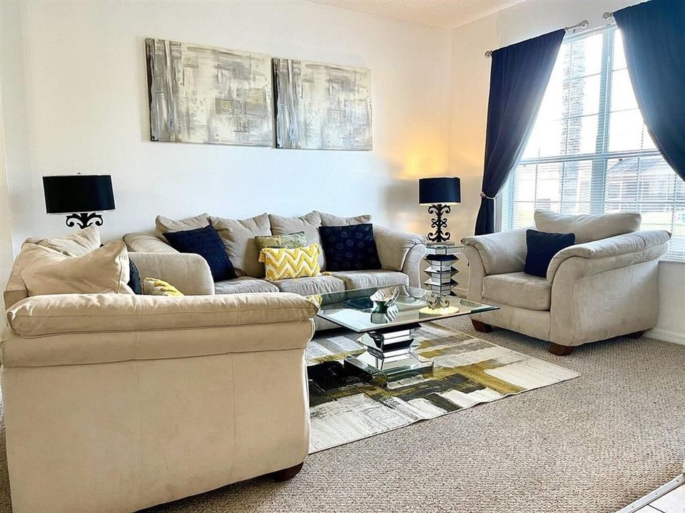 En Venta: $549,000 (7 camas, 4 baños, 2881 Pies cuadrados)