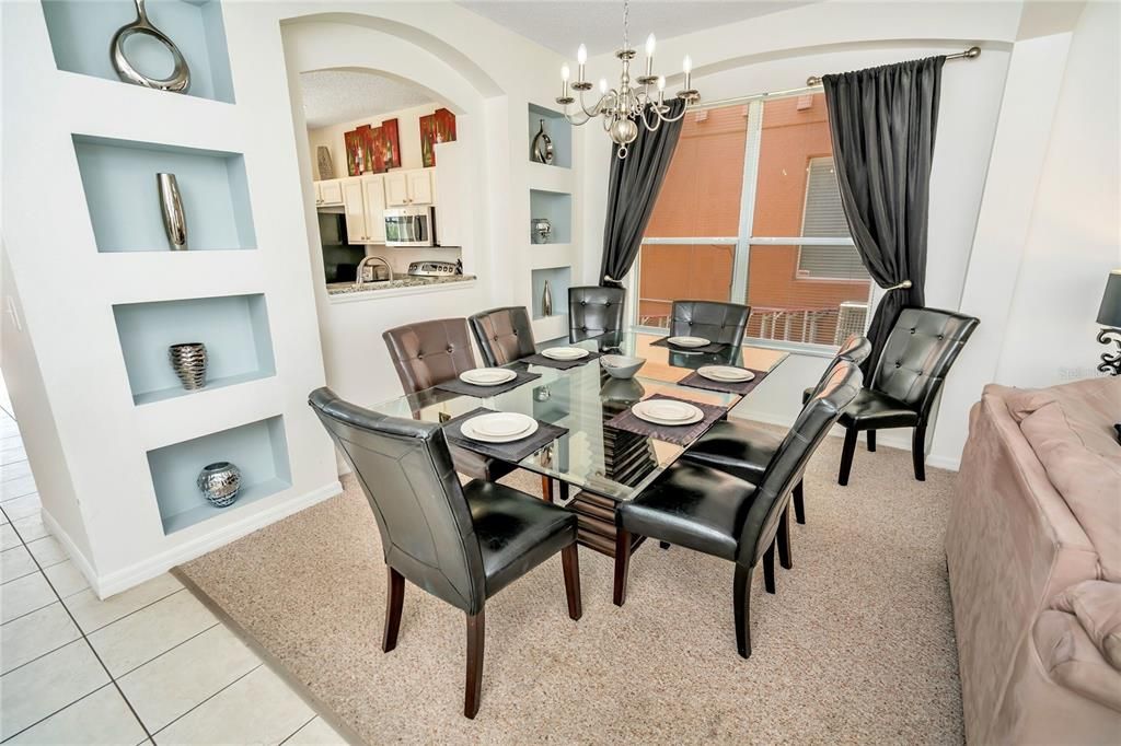 En Venta: $549,000 (7 camas, 4 baños, 2881 Pies cuadrados)