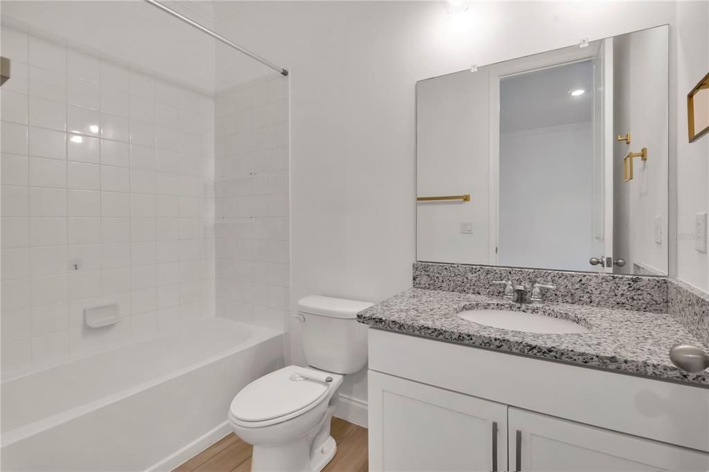 En Renta: $4,500 (3 camas, 3 baños, 2224 Pies cuadrados)
