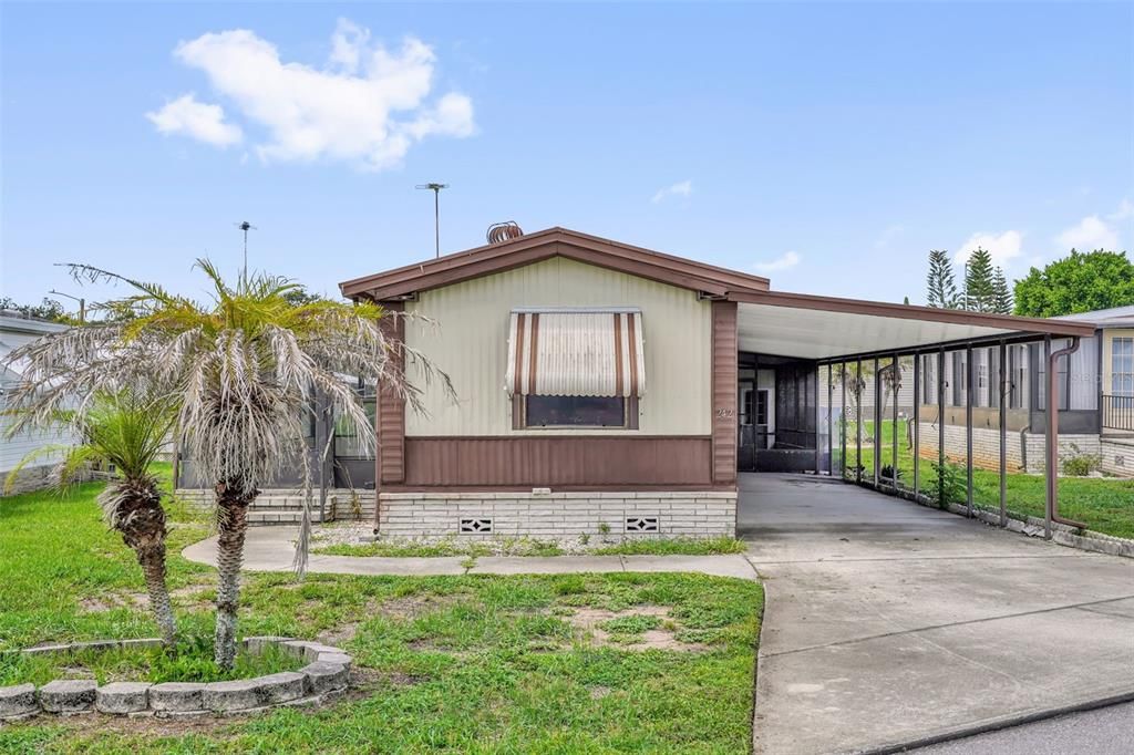 For Sale: $49,000 (2 beds, 2 baths, 924 Square Feet)