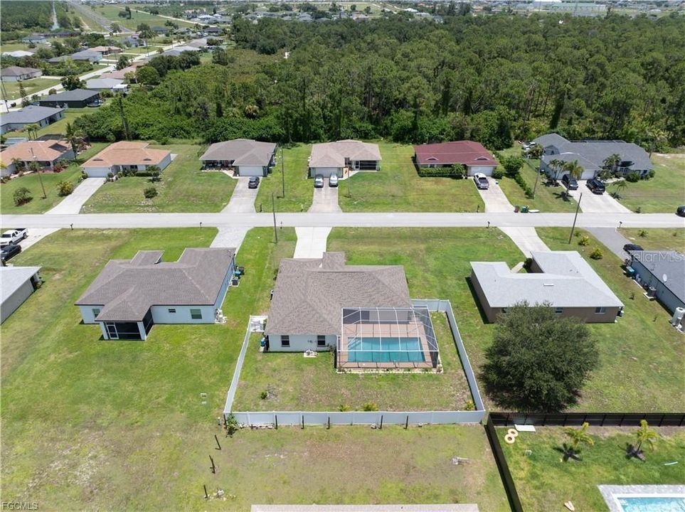 En Venta: $349,900 (3 camas, 2 baños, 1579 Pies cuadrados)
