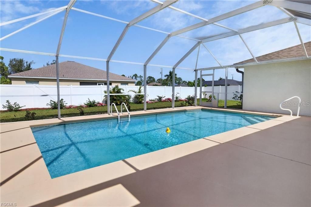 En Venta: $349,900 (3 camas, 2 baños, 1579 Pies cuadrados)