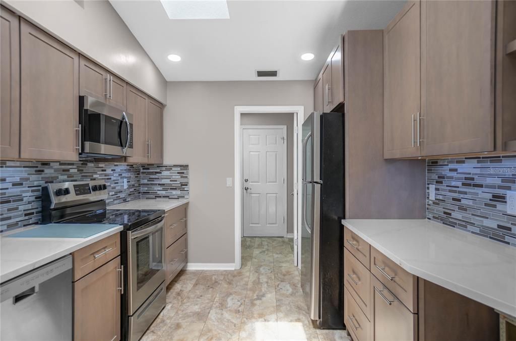 En Venta: $329,900 (3 camas, 2 baños, 1574 Pies cuadrados)