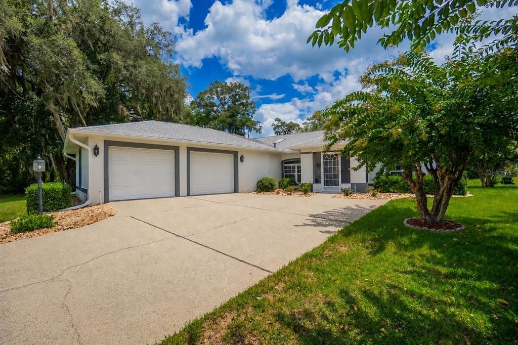 En Venta: $329,900 (3 camas, 2 baños, 1574 Pies cuadrados)