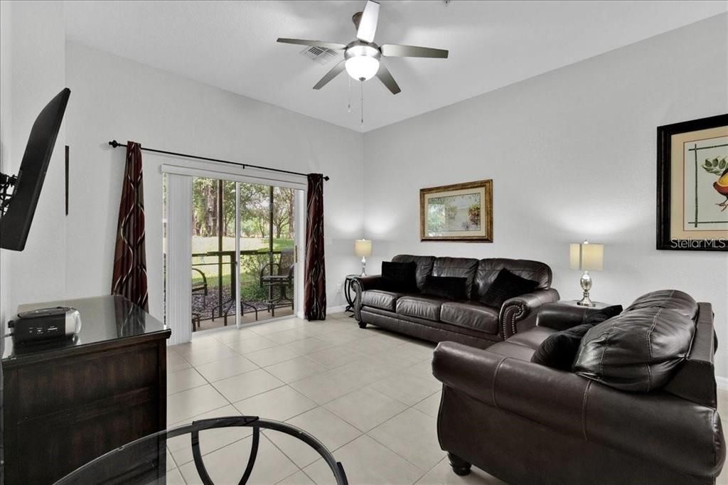 En Venta: $209,000 (3 camas, 2 baños, 1227 Pies cuadrados)