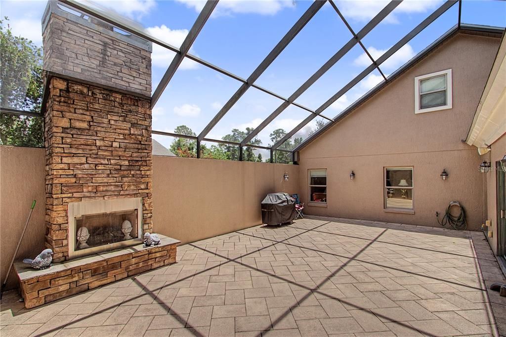En Venta: $489,000 (3 camas, 3 baños, 2754 Pies cuadrados)