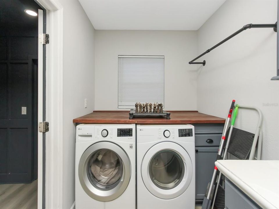 En Venta: $370,000 (3 camas, 2 baños, 1442 Pies cuadrados)