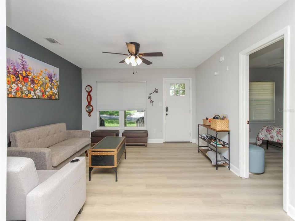 En Venta: $370,000 (3 camas, 2 baños, 1442 Pies cuadrados)