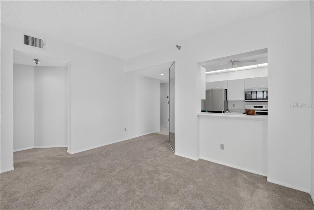 На продажу: $599,900 (3 спален, 2 ванн, 1300 Квадратных фут)