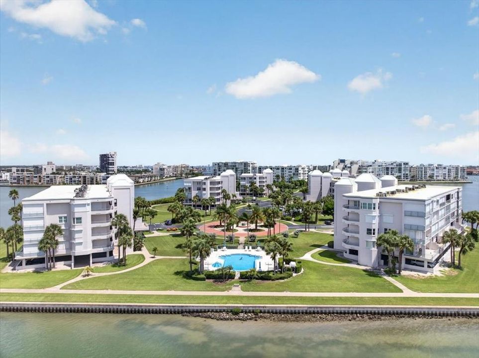 На продажу: $599,900 (3 спален, 2 ванн, 1300 Квадратных фут)