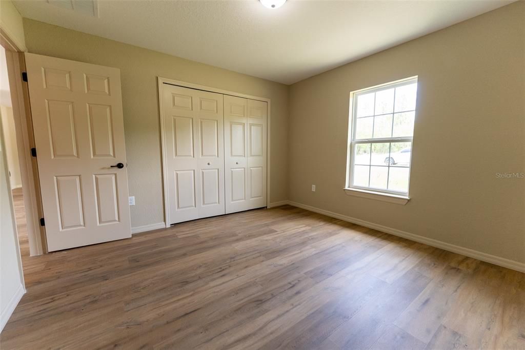 Activo con contrato: $239,900 (3 camas, 2 baños, 1331 Pies cuadrados)