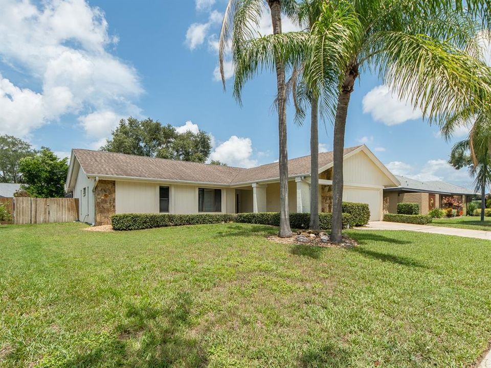 En Venta: $699,000 (3 camas, 2 baños, 1917 Pies cuadrados)